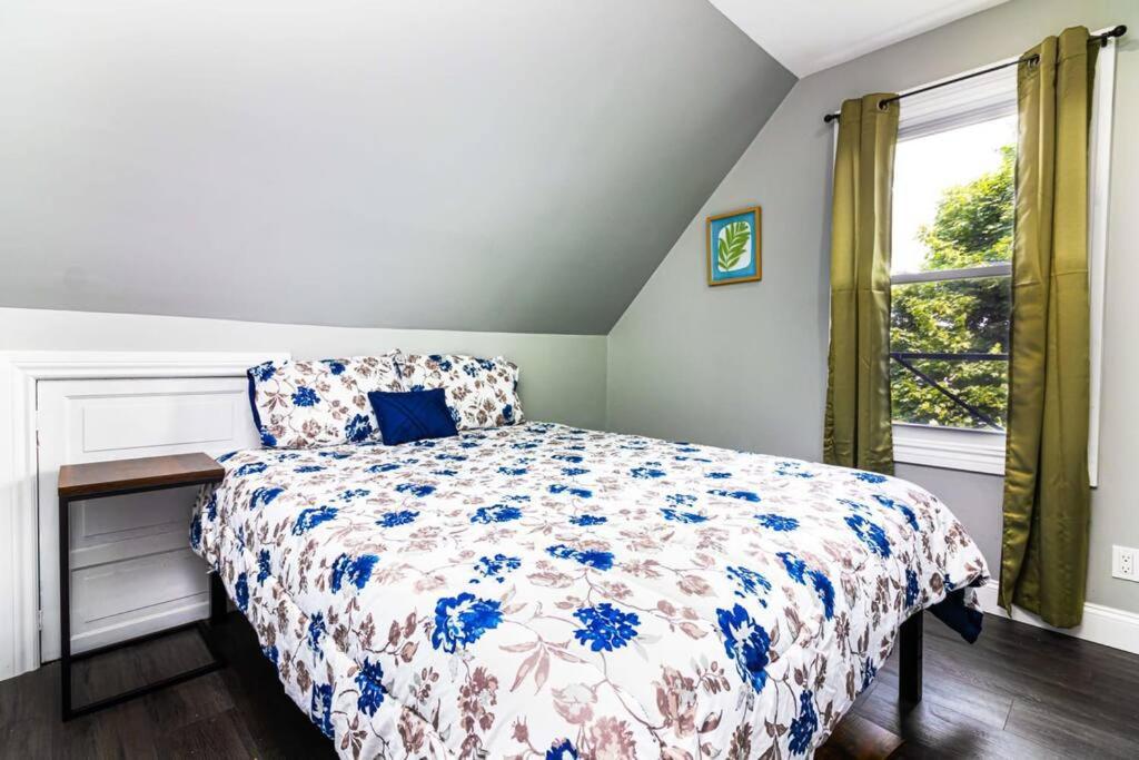Cozy Micro Apartment, Minutes From Falls Ніагара-Фоллс Екстер'єр фото